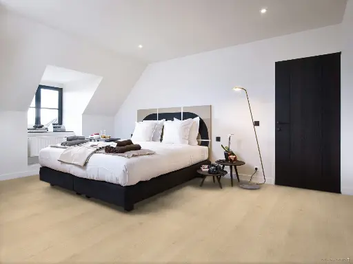 BerryAlloc - Grand Avenue Comfort Loki Oak - 03 Dec 2025 13_23_26 GMT.webp