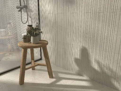 QYMH2627BI56560_CRONOS_09_AMBIENTE_DETALLE_CRONOS_LAJA_CREAM_40X120_PAV_CRONOS_CREAM_SZ8.webp