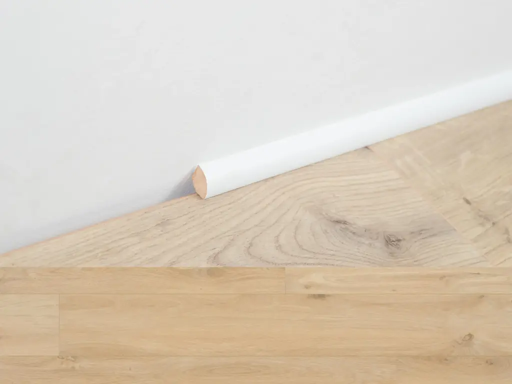 BerryAlloc Plint Kwadrant gyant sand natural 2,4m per 4st