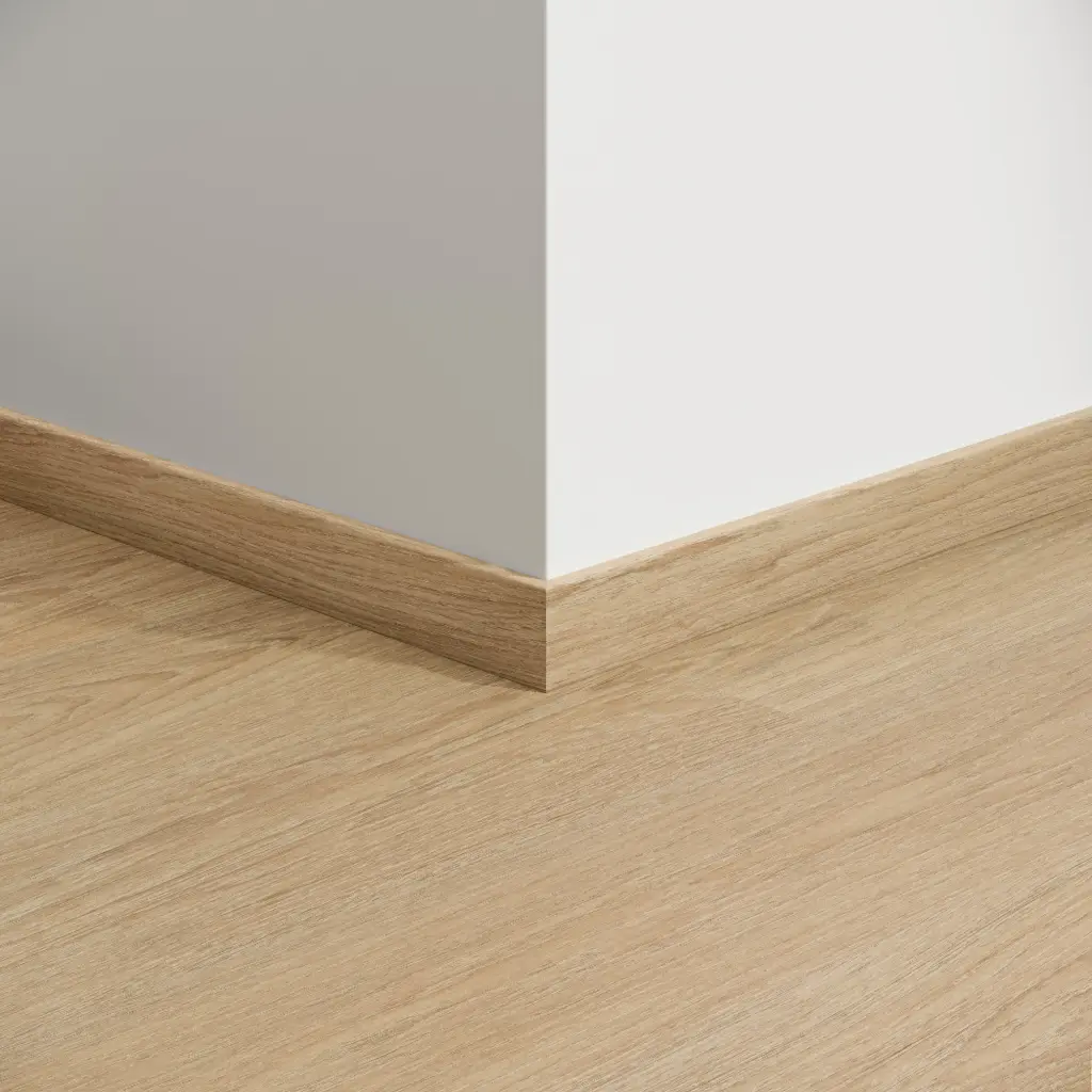 BerryAlloc Plint charme light natural 2,4m per 4st