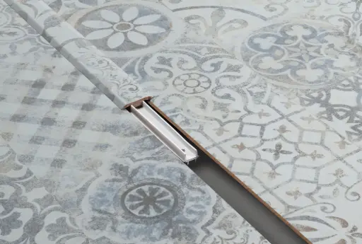 [BERR33503] BerryAlloc Profiel Verbinding retro chic blue grey (2400 mm)